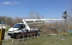 Автогидроподъемник 23 м Oil & Steel Scorpion 2313 на шасси IVECO Daily 60