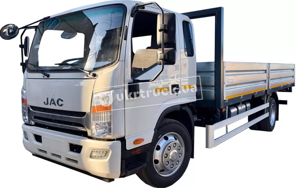 Бортовой автомобиль JAC N120