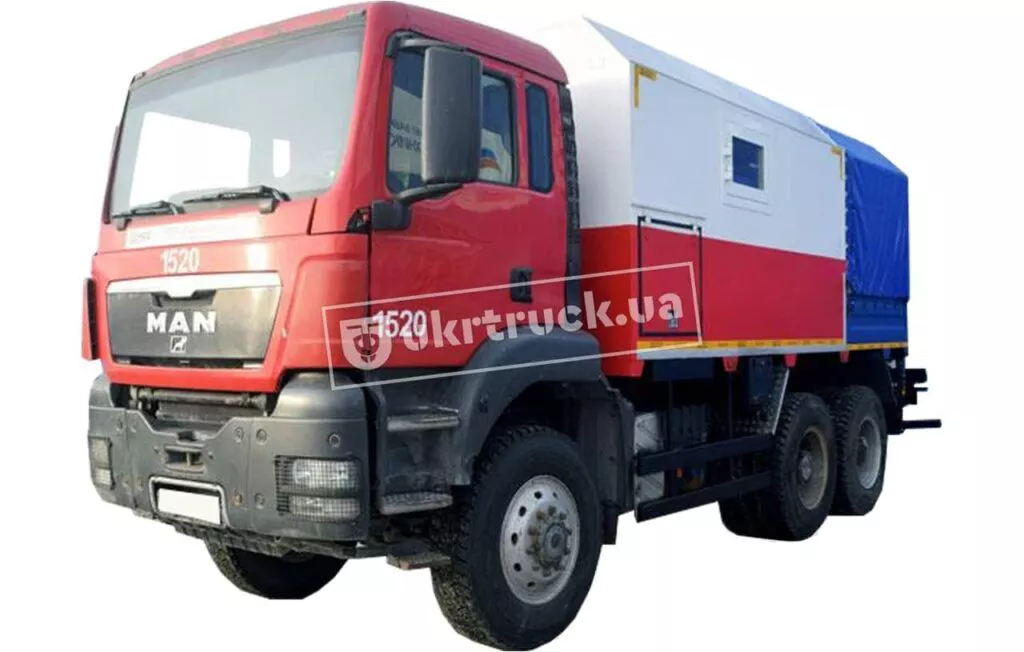 Передвижная мастерская ПАРМ с КМУ AVTR-АП33M6402-K на шасси MAN