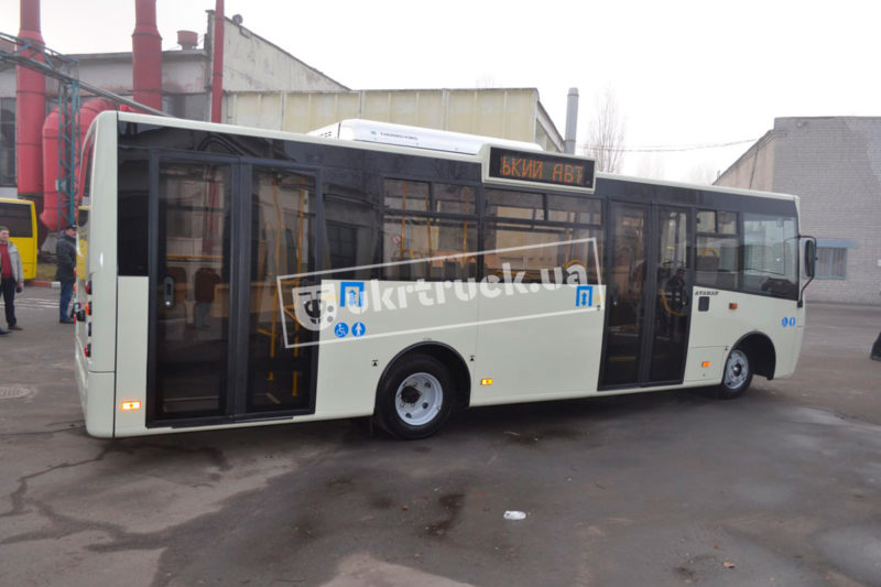 Міський автобус Isuzu ATAMAN А092H6