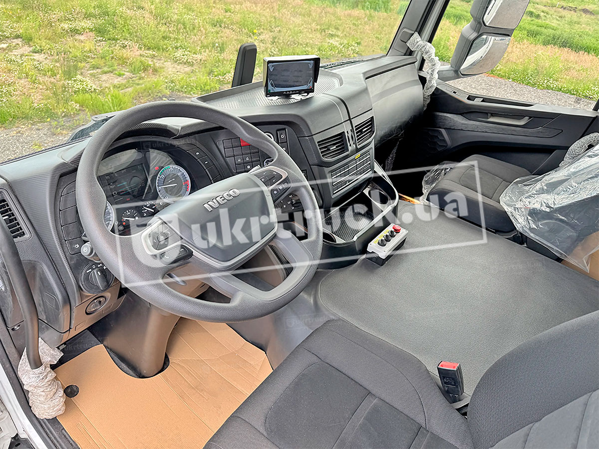 Сміттєвоз IVECO T-WAY 4x4 1